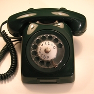 Image of an old rotary telephone